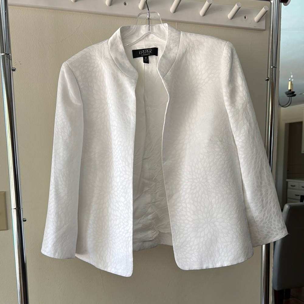 Kasper White Floral Textured Women's Blazer